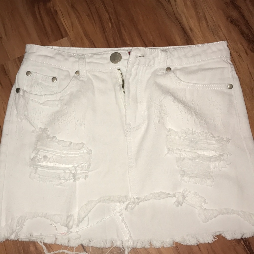 Signature8 white skirt